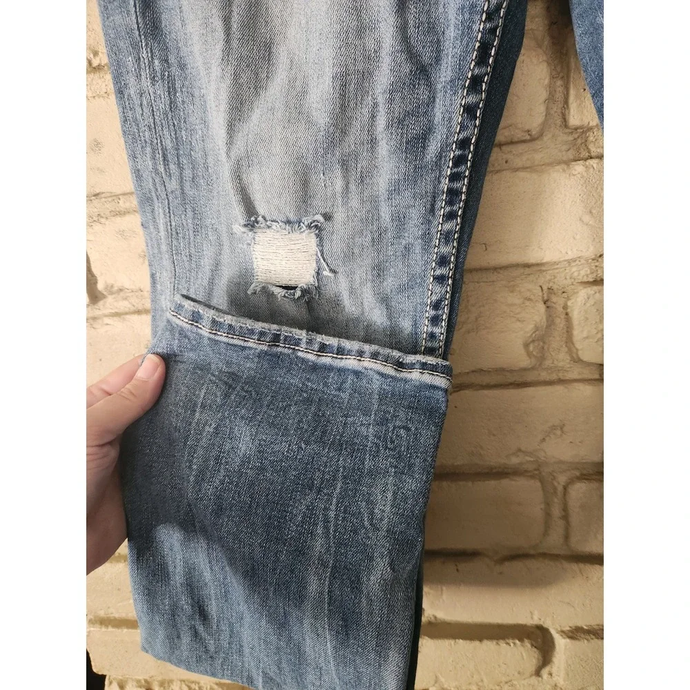BKE Mason Relaxed Straight Distressed Jeans
